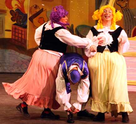 Cinderella Pantomime Broxbourne: Buttons and Ugly Sisters