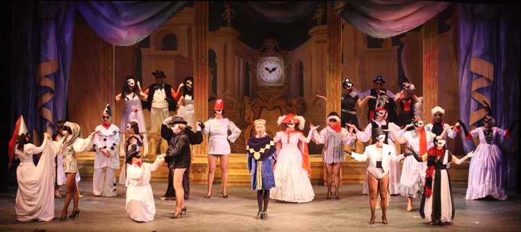Cinderella Pantomime Broxbourne: Masked Ball